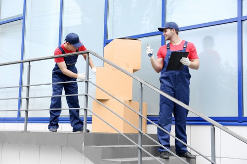 Removalists planning a house move in Marylebone with local street access considerations