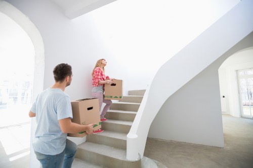 Submitting a detailed complaint after a moving service issue